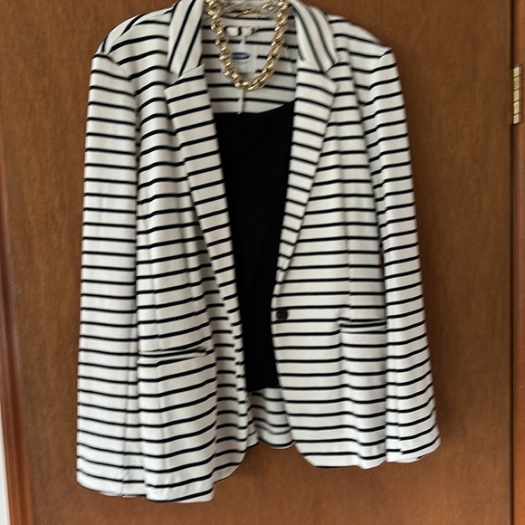 Old Navy striped blazer, bk/cream, size L. 98 cotton/2% elastane. Never worn! - Picture 2 of 4